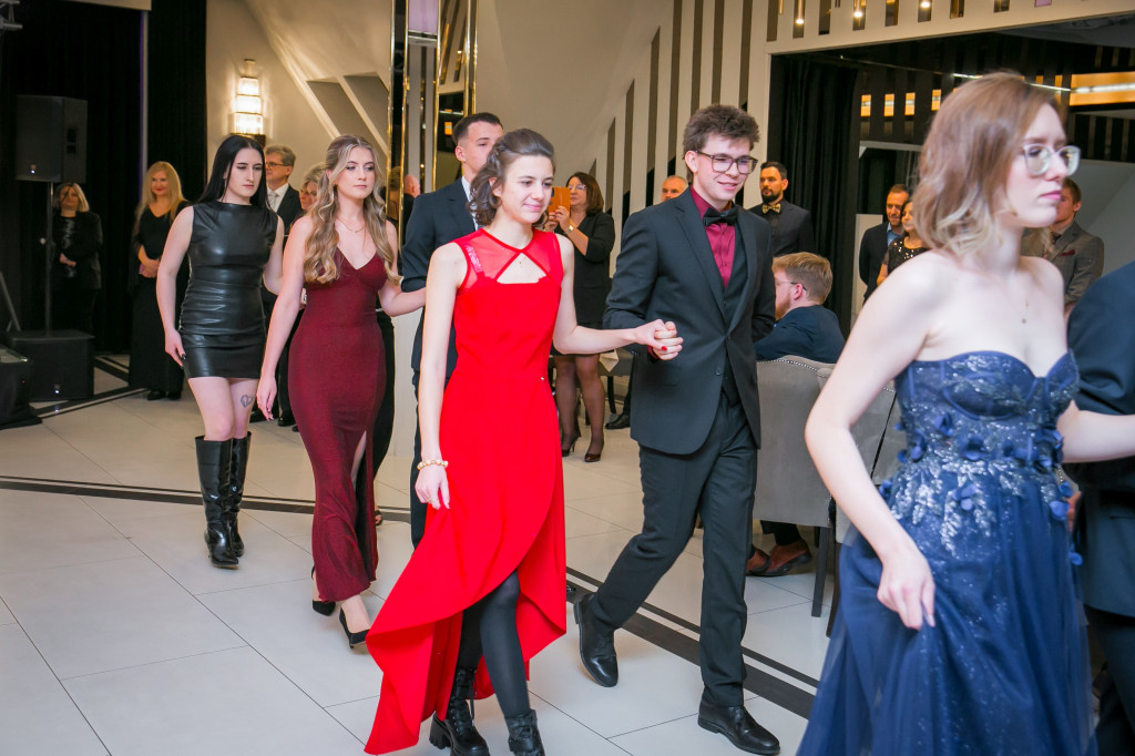 Studniówka Budowlanki i świetna zabawa