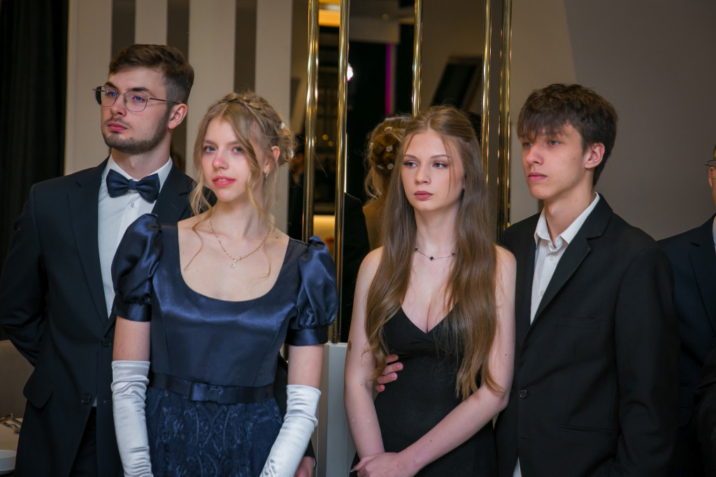 Studniówka Budowlanki i świetna zabawa