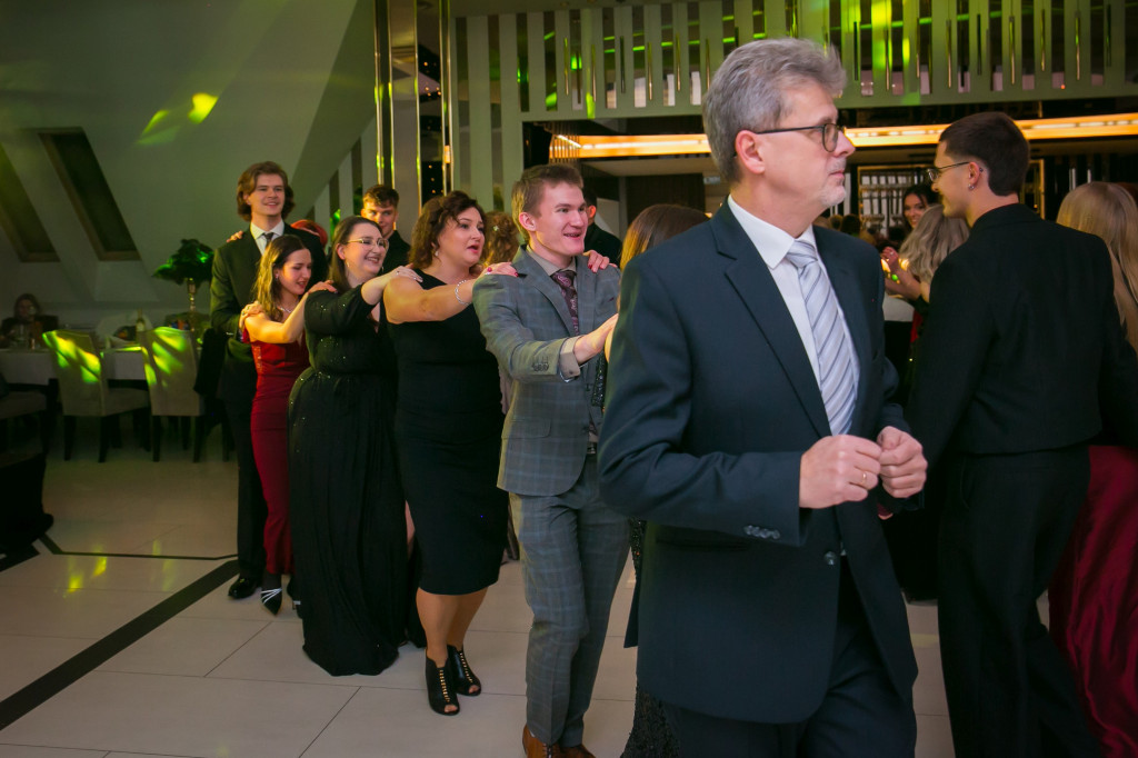 Studniówka Budowlanki i świetna zabawa