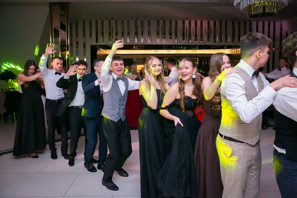 Studniówka Budowlanki i świetna zabawa