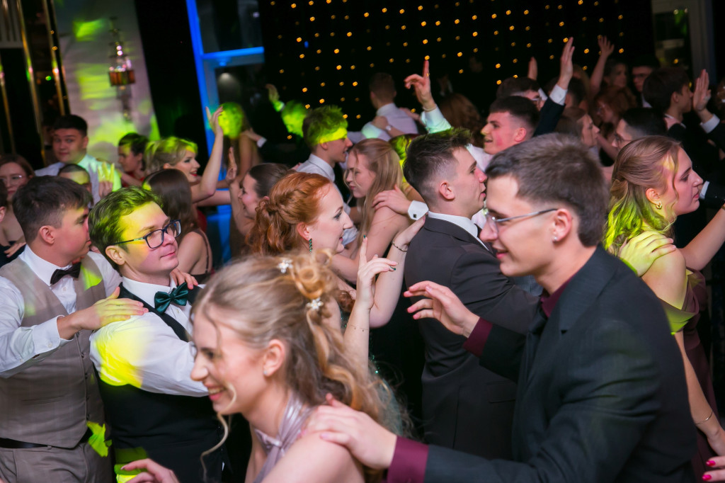 Studniówka Budowlanki i świetna zabawa