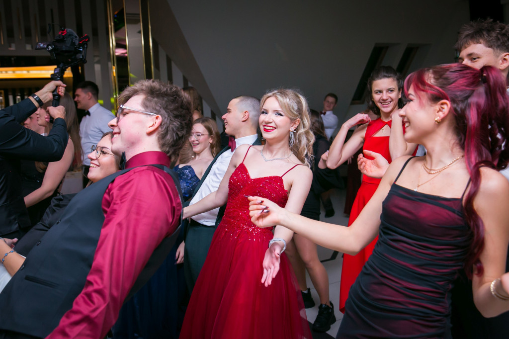 Studniówka Budowlanki i świetna zabawa