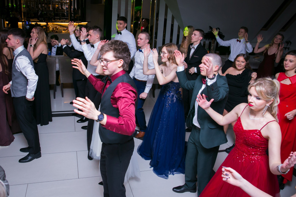 Studniówka Budowlanki i świetna zabawa