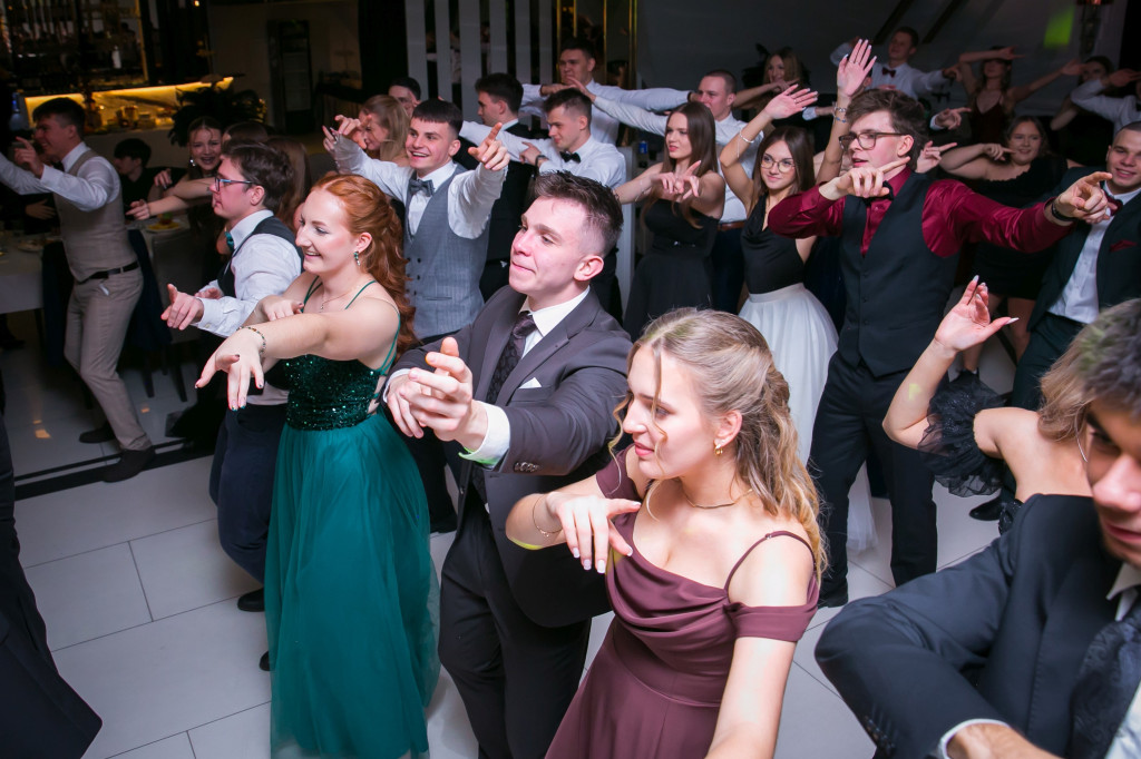 Studniówka Budowlanki i świetna zabawa