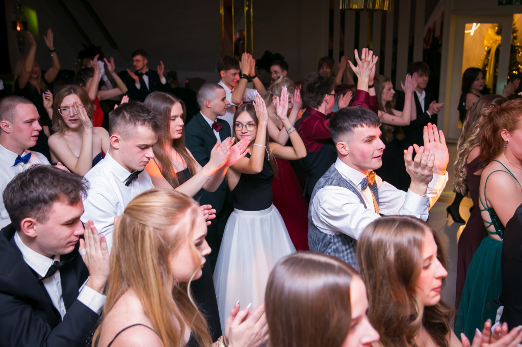 Studniówka Budowlanki i świetna zabawa