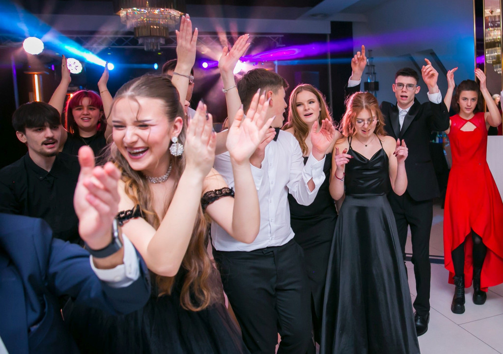 Studniówka Budowlanki i świetna zabawa