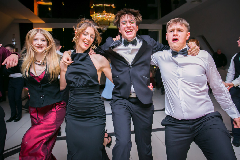 Studniówka Budowlanki i świetna zabawa