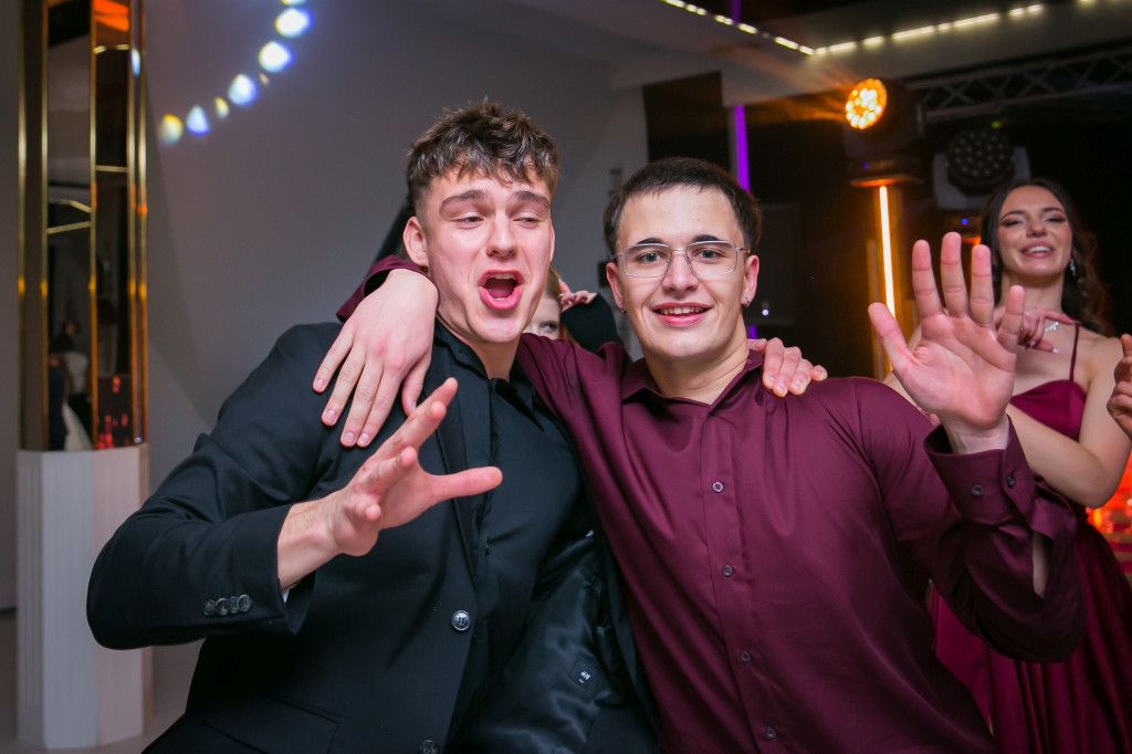 Studniówka Budowlanki i świetna zabawa