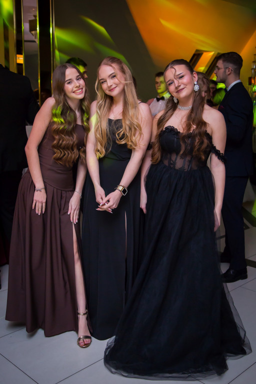 Studniówka Budowlanki i świetna zabawa