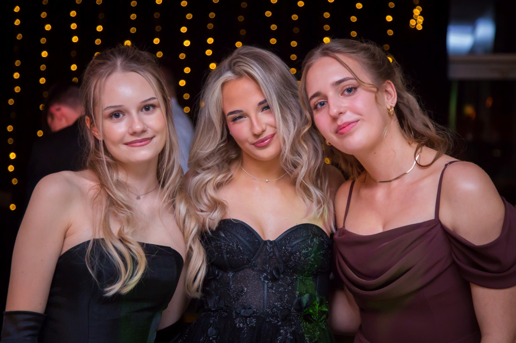 Studniówka Budowlanki i świetna zabawa