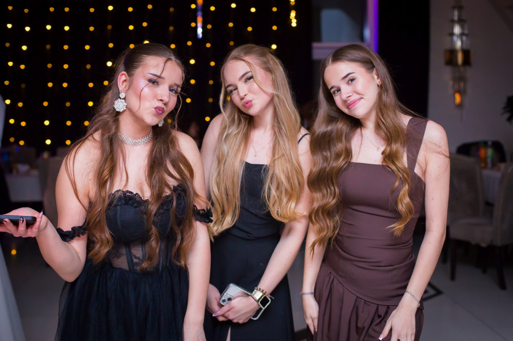 Studniówka Budowlanki i świetna zabawa