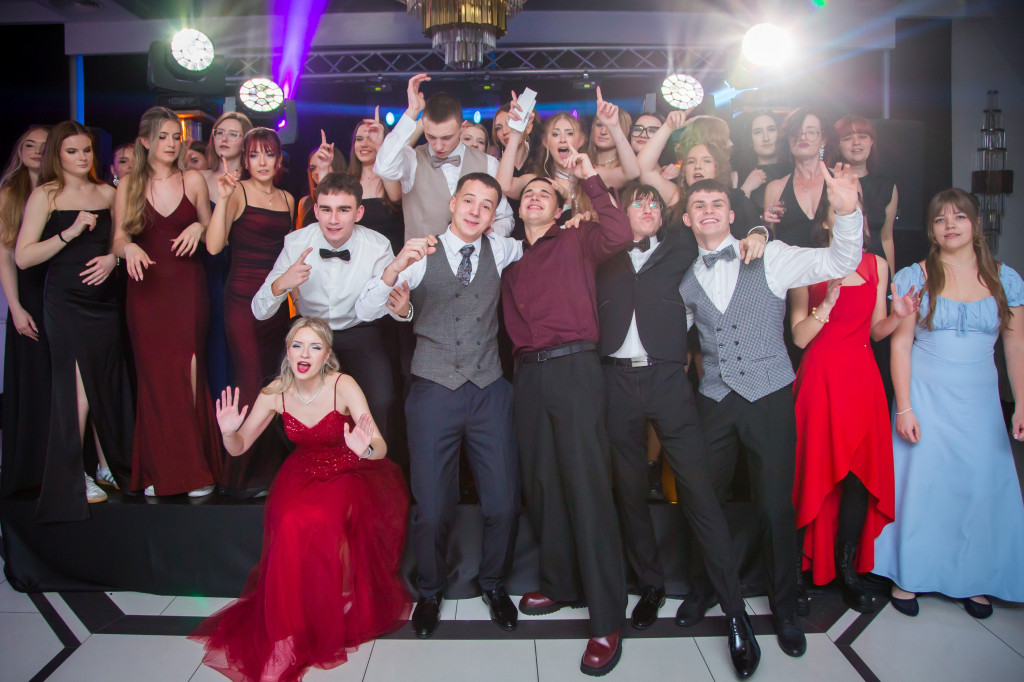 Studniówka Budowlanki i świetna zabawa