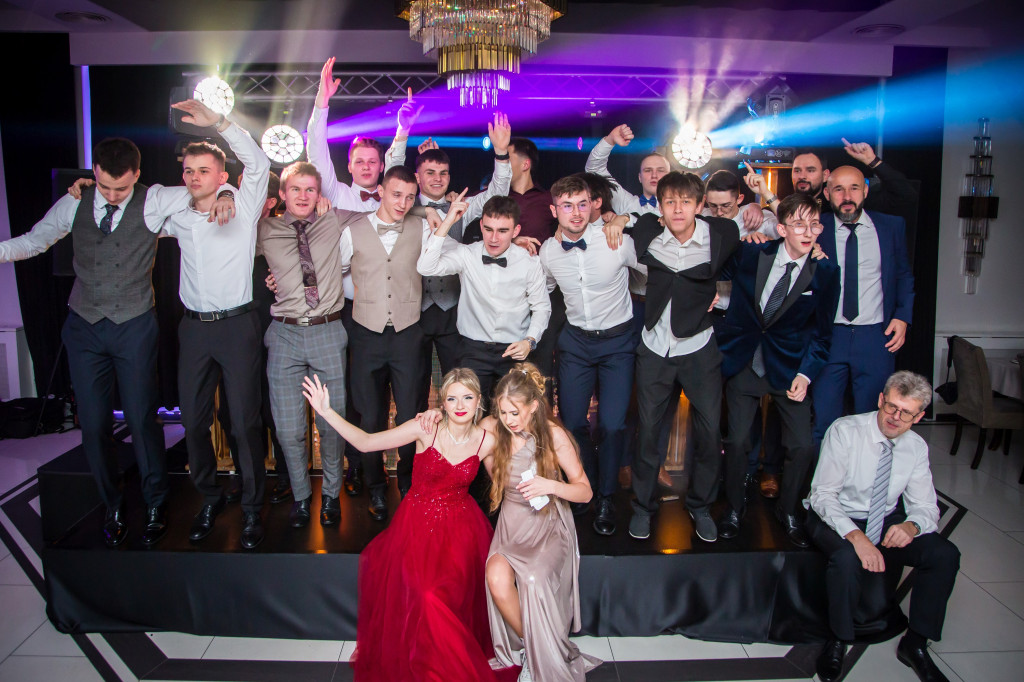 Studniówka Budowlanki i świetna zabawa