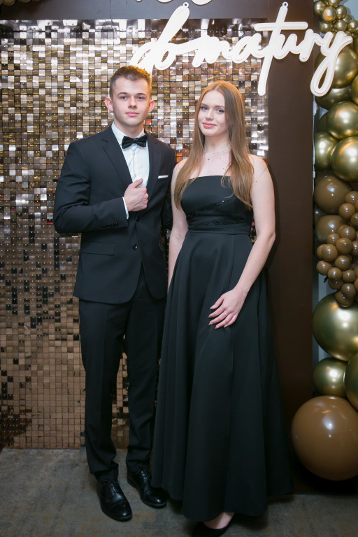 Studniówka Budowlanki i świetna zabawa