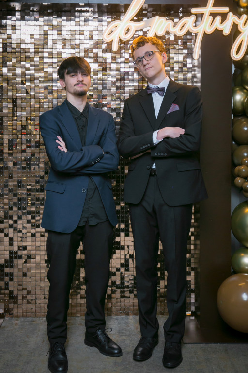 Studniówka Budowlanki i świetna zabawa