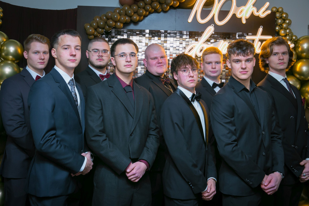 Studniówka Budowlanki i świetna zabawa