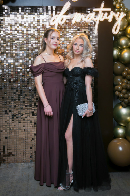 Studniówka Budowlanki i świetna zabawa