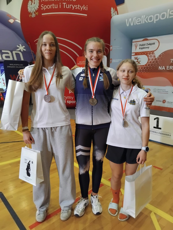 Zawodniczki z Nowego Chechła z medalami MP