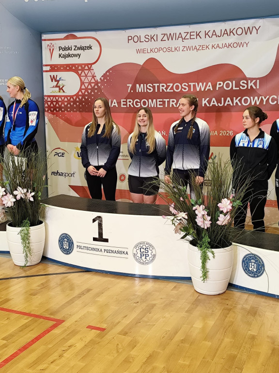 Zawodniczki z Nowego Chechła z medalami MP