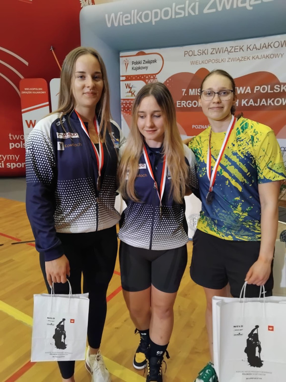 Zawodniczki z Nowego Chechła z medalami MP