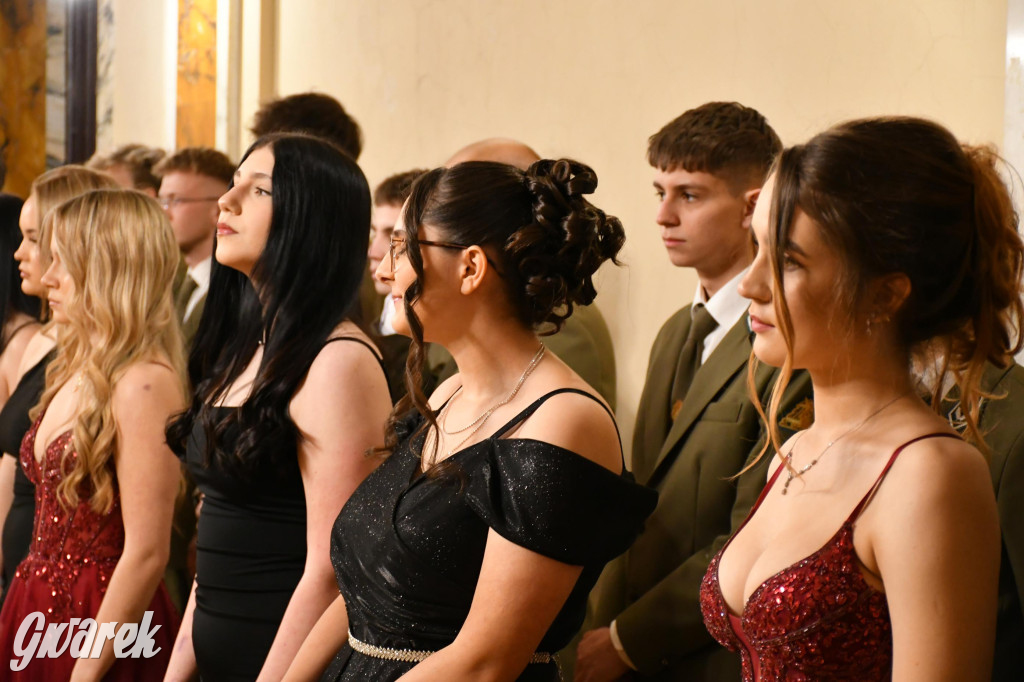 Studniówka w pałacu Donnersmarcka