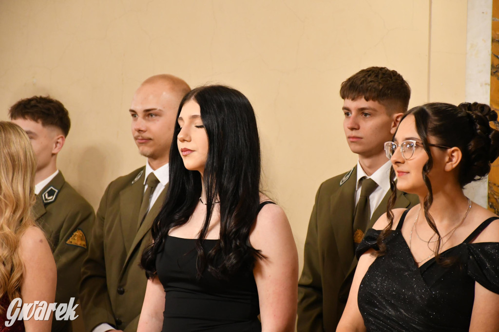 Studniówka w pałacu Donnersmarcka