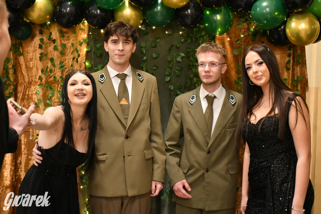 Studniówka w pałacu Donnersmarcka