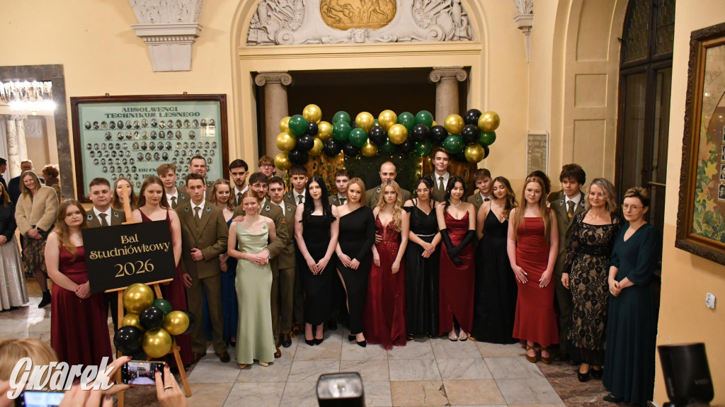 Studniówka w pałacu Donnersmarcka