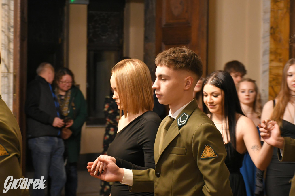 Studniówka w pałacu Donnersmarcka