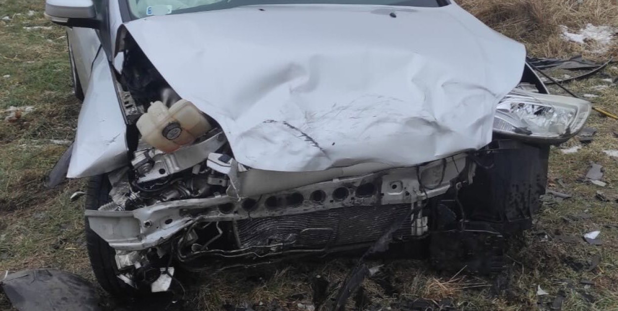 Na skrzyżowaniu zderzyły się dwa fordy