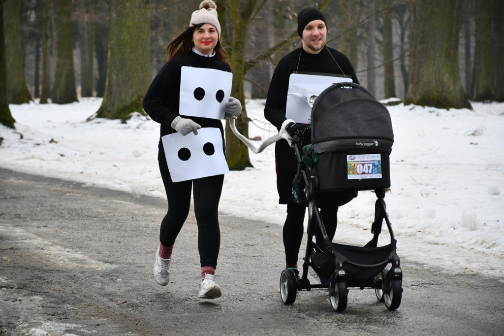 Świerklaniec. Kolorowy III Bieg w Śmiesznym Przebraniu