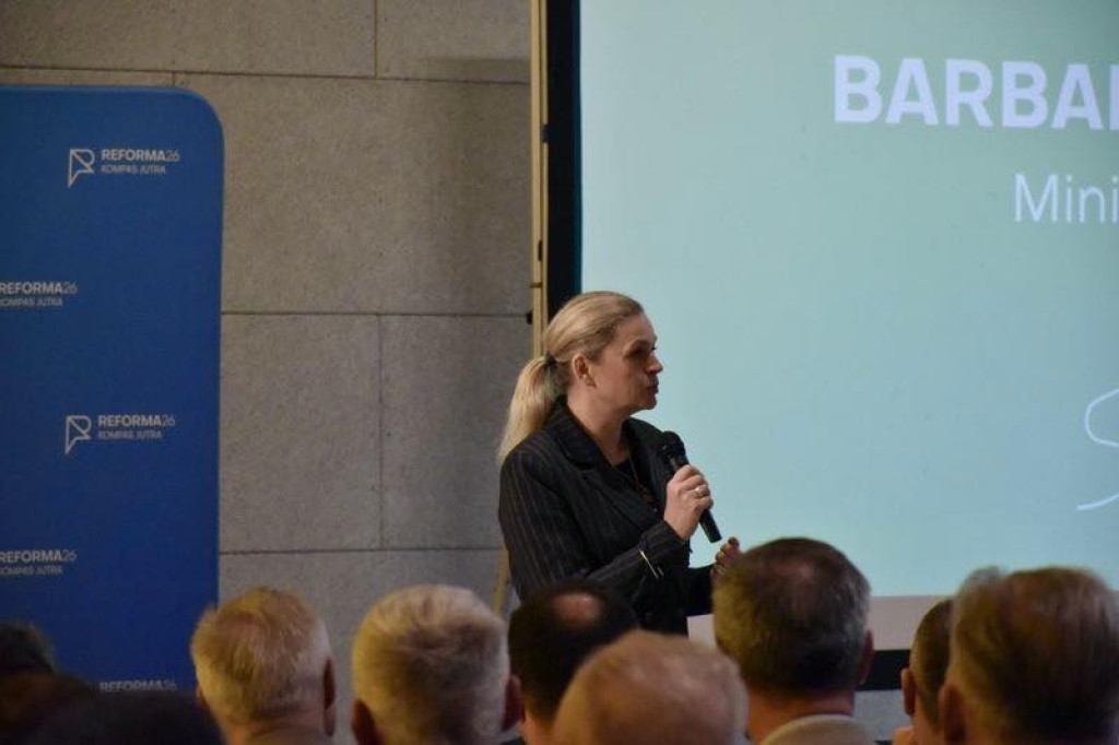 Ministra Nowacka, nauczyciele i rodzice