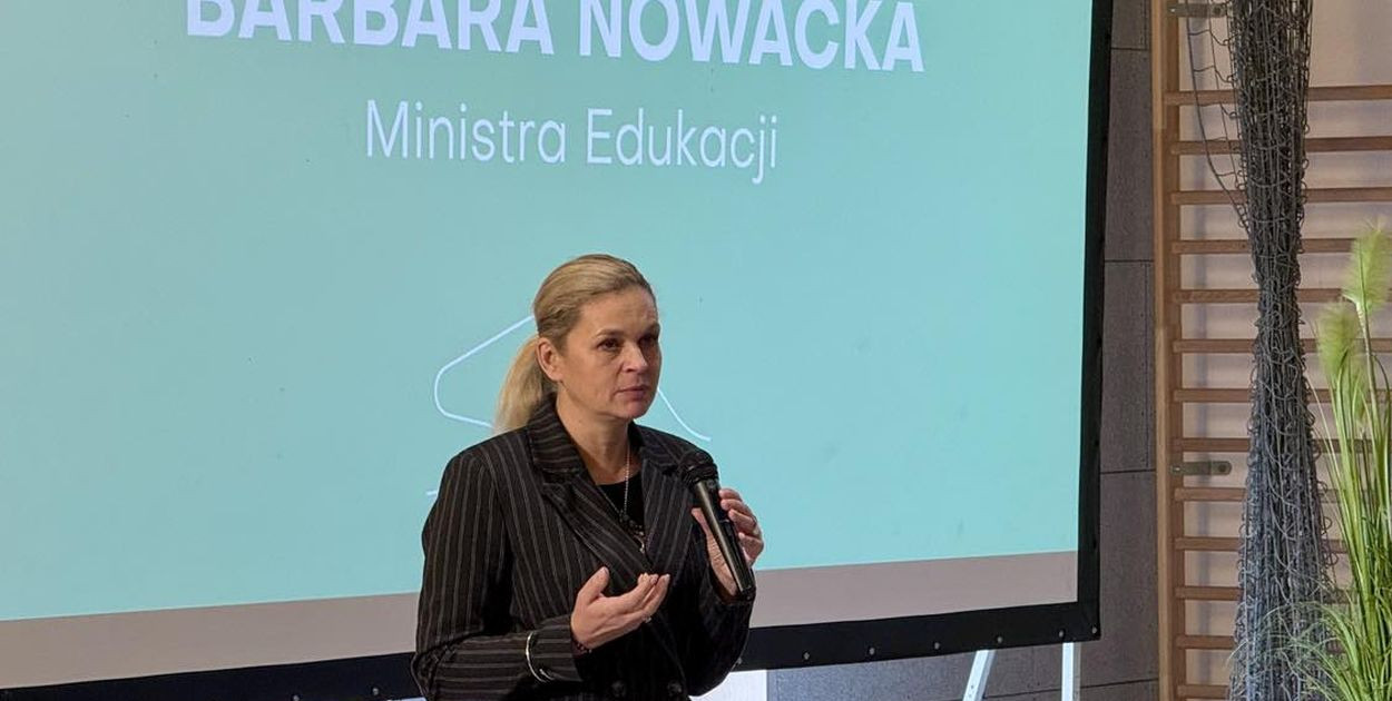Ministra Nowacka, nauczyciele i rodzice