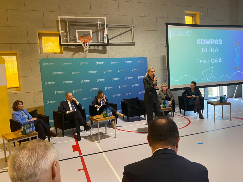 Ministra Nowacka, nauczyciele i rodzice