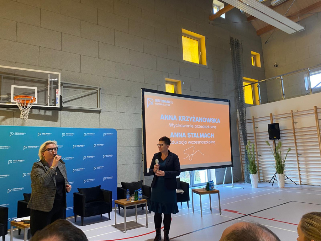 Ministra Nowacka, nauczyciele i rodzice