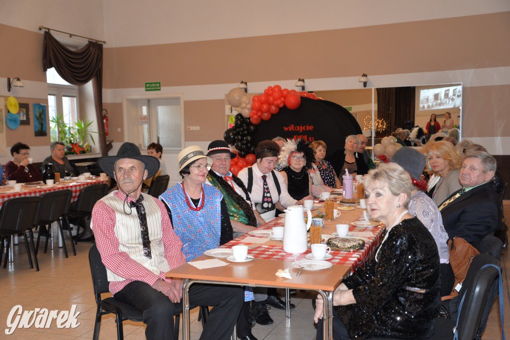 Bal w stylu PRL. Dla seniorów