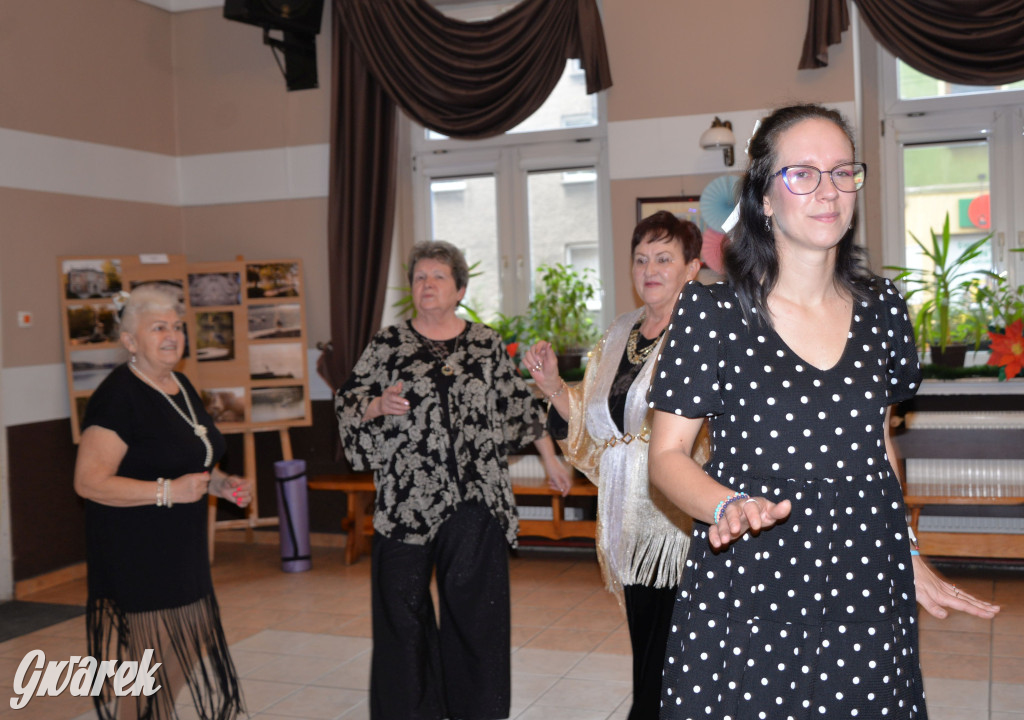 Bal w stylu PRL. Dla seniorów