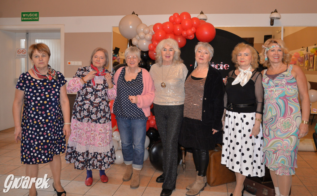 Bal w stylu PRL. Dla seniorów