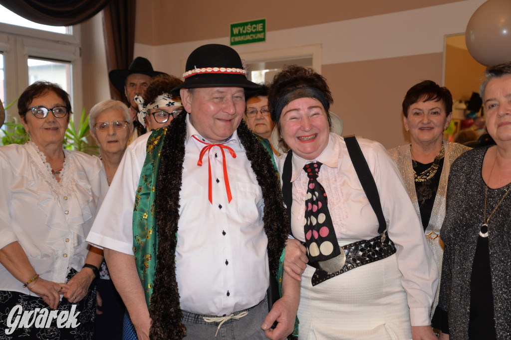 Bal w stylu PRL. Dla seniorów