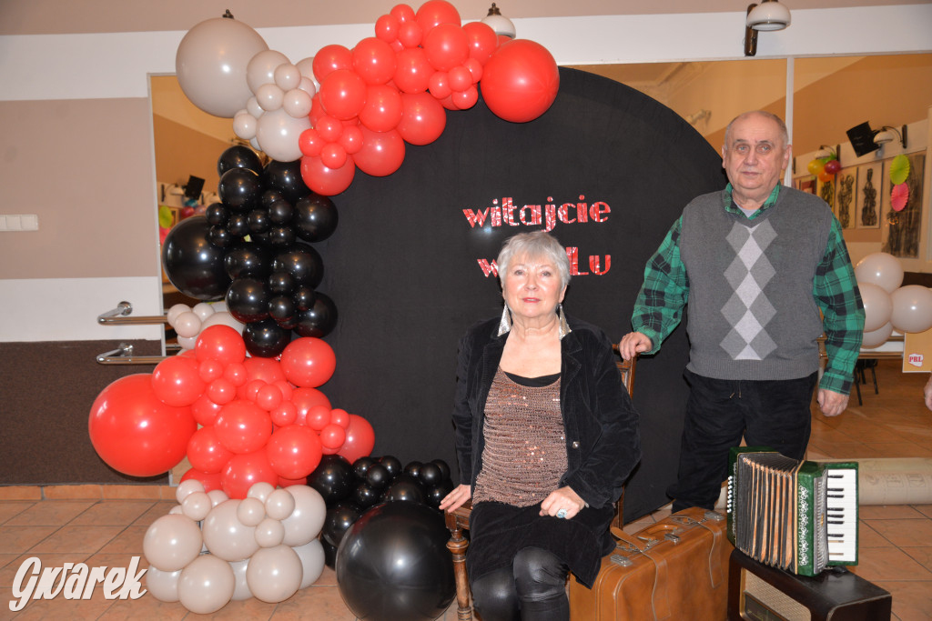 Bal w stylu PRL. Dla seniorów