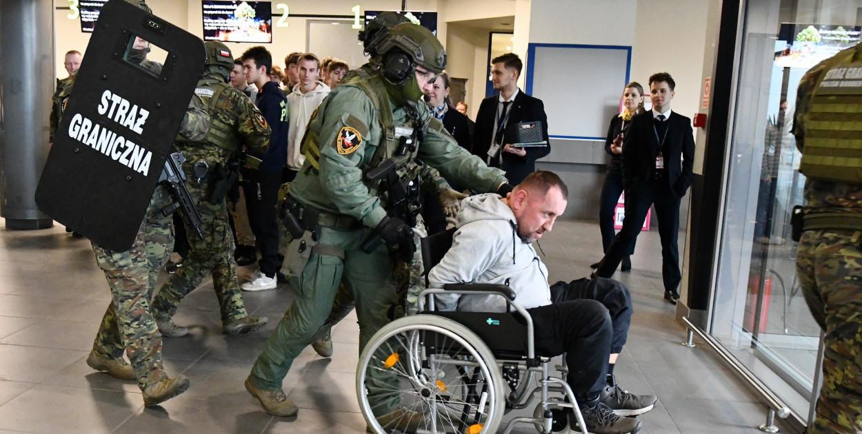 Akcja na lotnisku w Pyrzowicach, awantura i…