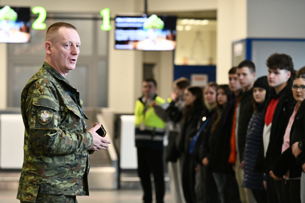 Akcja na lotnisku w Pyrzowicach, awantura i…