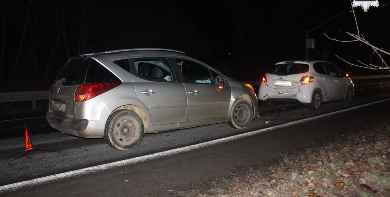 Wypadek na obwodnicy. Dwie osoby w szpitalu