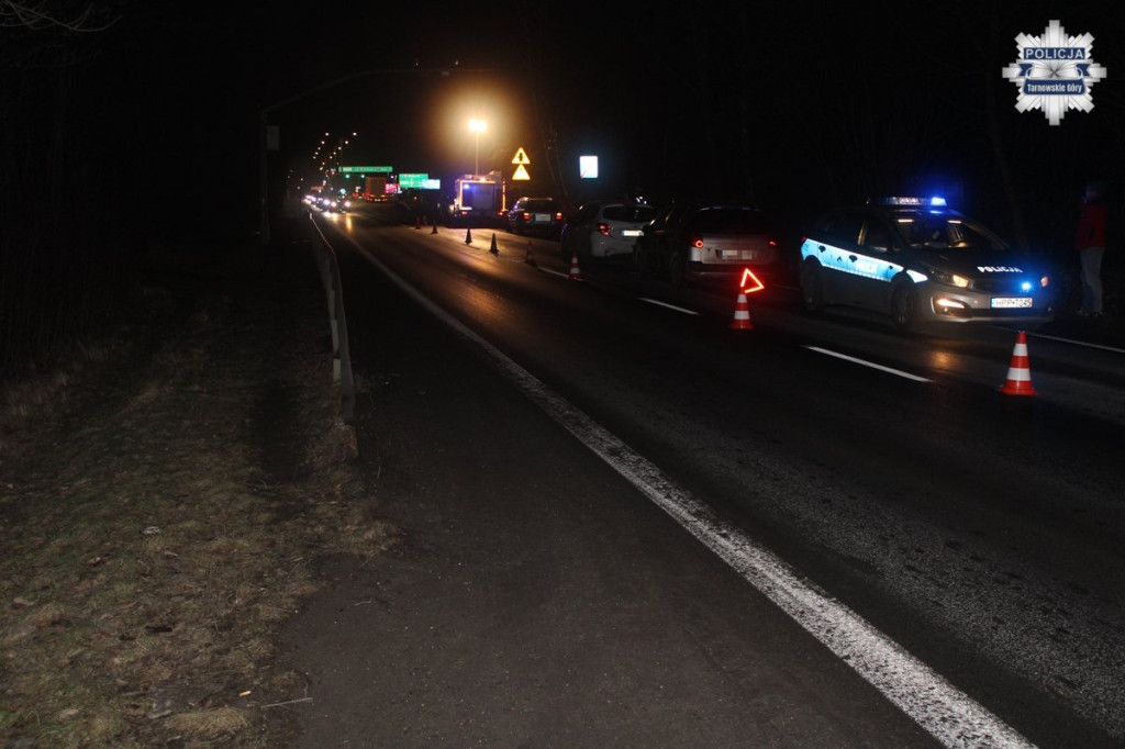 Wypadek na obwodnicy. Dwie osoby w szpitalu