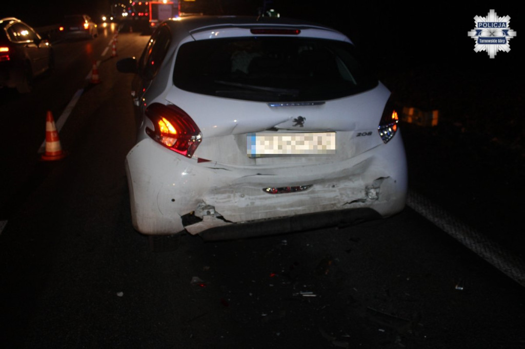 Wypadek na obwodnicy. Dwie osoby w szpitalu