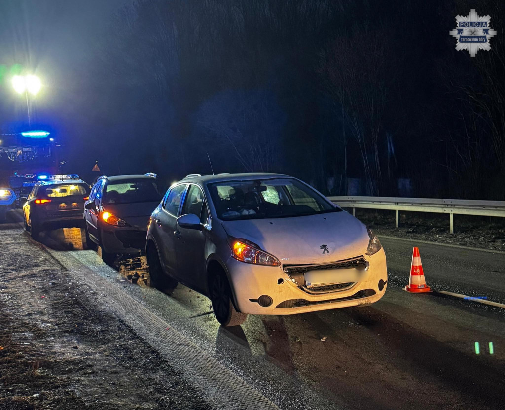 Wypadek na obwodnicy. Dwie osoby w szpitalu