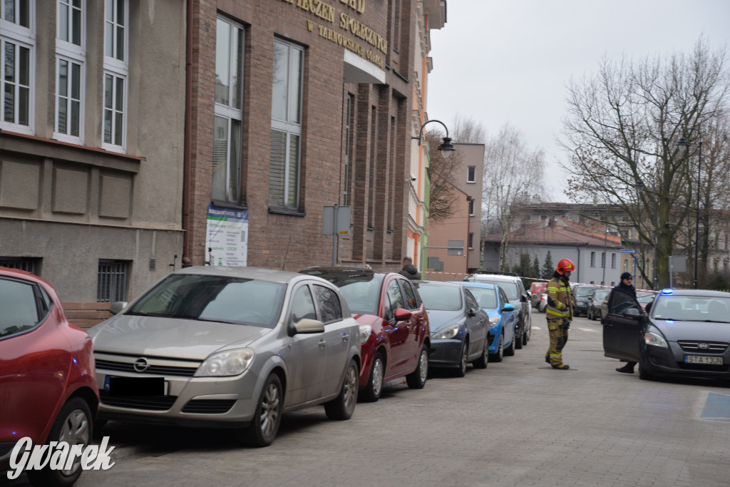 Tarnowskie Góry. Ewakuacja z budynku ZUS-u