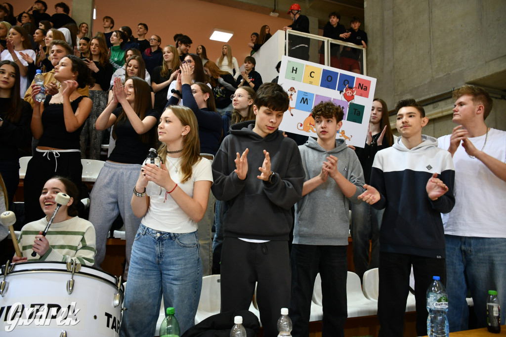 Piłkarze ręczni grali ku pamięci Damiana Chlebosza