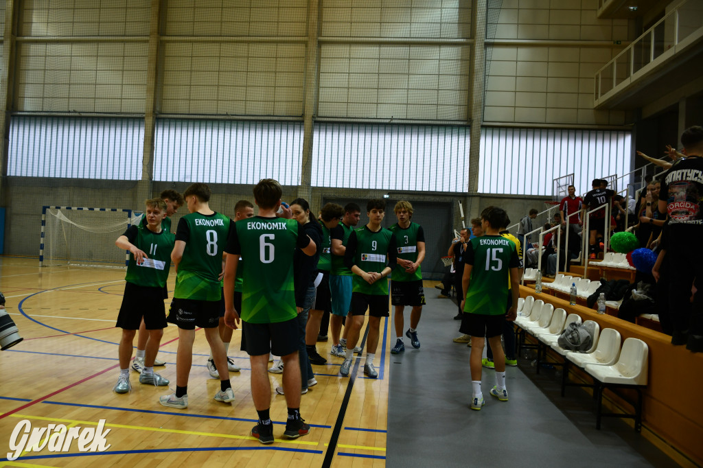 Piłkarze ręczni grali ku pamięci Damiana Chlebosza