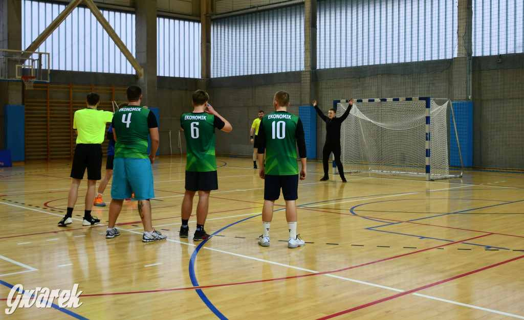 Piłkarze ręczni grali ku pamięci Damiana Chlebosza